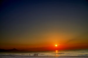 Photographie sport nature - levé du soleil, pour une nage longue, sur les plages de la Costa Blanca